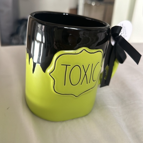 Rae Dunn Halloween Toxic Coffee / Tea Mug - Picture 2 of 5
